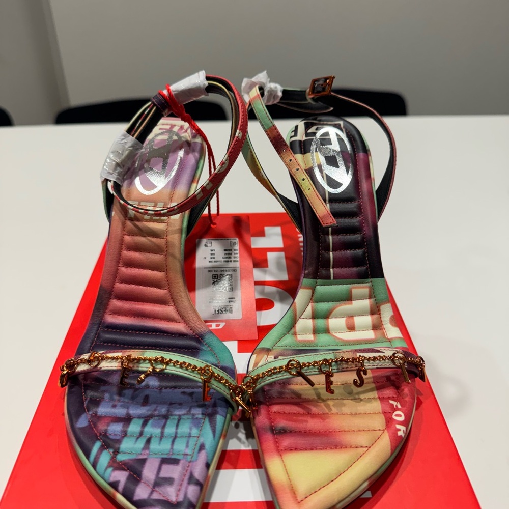 Diesel D-Vina Charm Heels - Picture 2 of 7